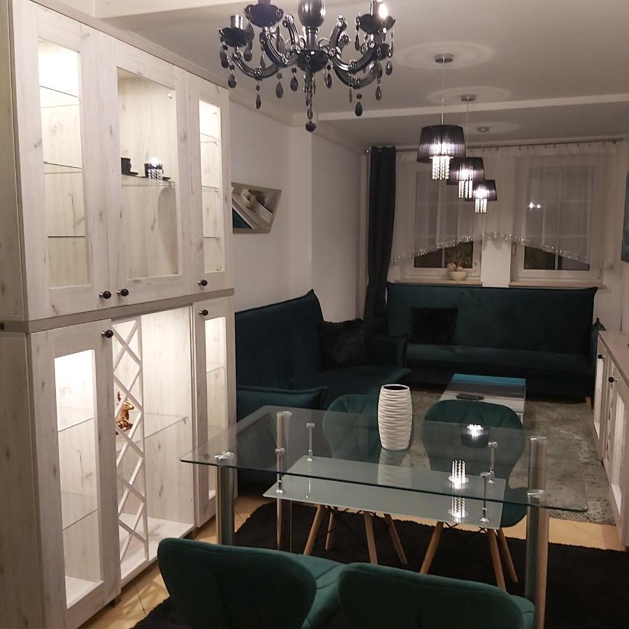 Nadmorskie Apartamenty Ustka Eksteriør billede